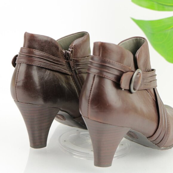 Born Womens Biddy Boot Size 8 Brown Leather Block Heel Bootie Elegant Buckle - Picture 3 of 12